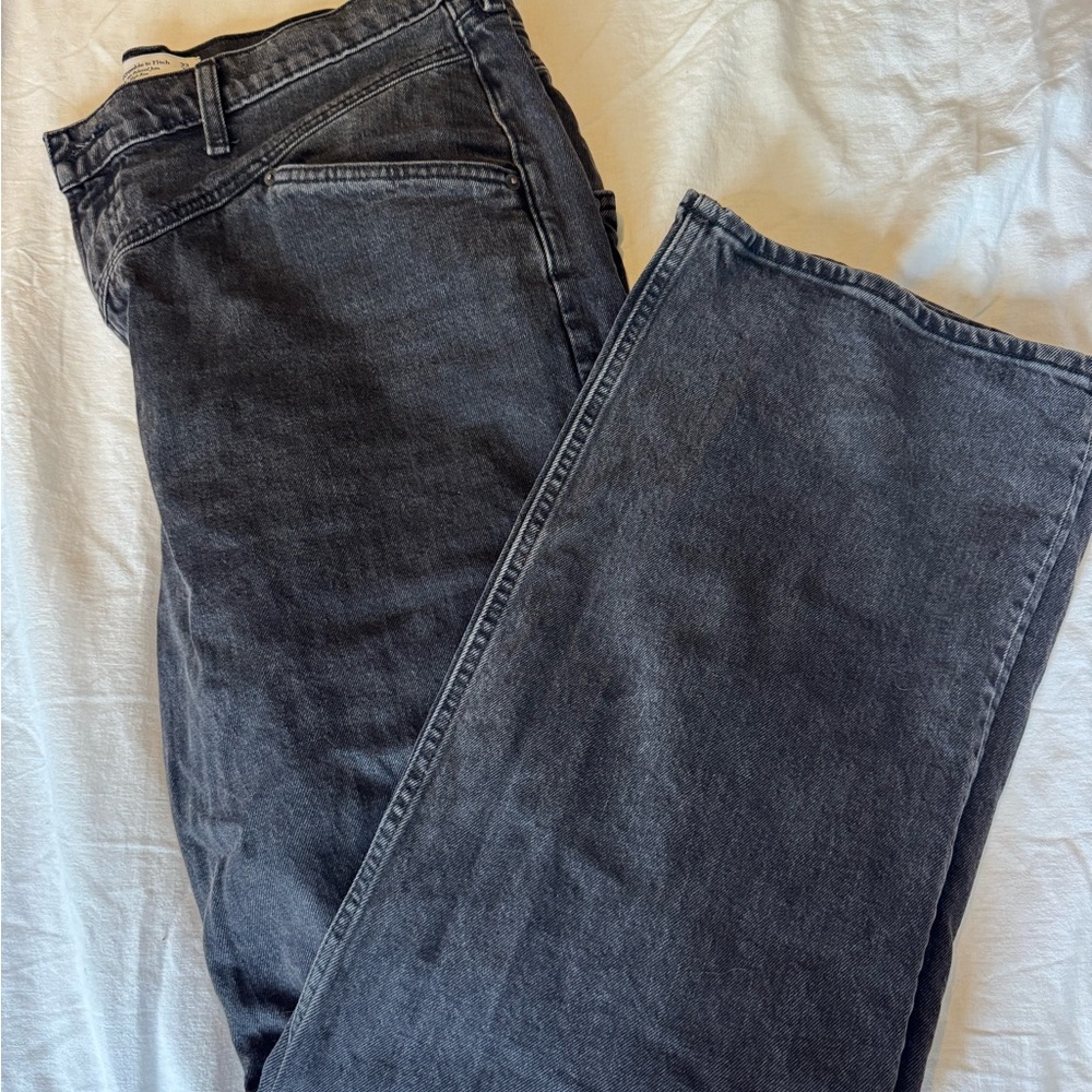 High Rise 90s Relaxed Jeans - Picture 5 of 5